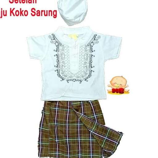 a little girl's outfit with a hoodie and a hoodie.