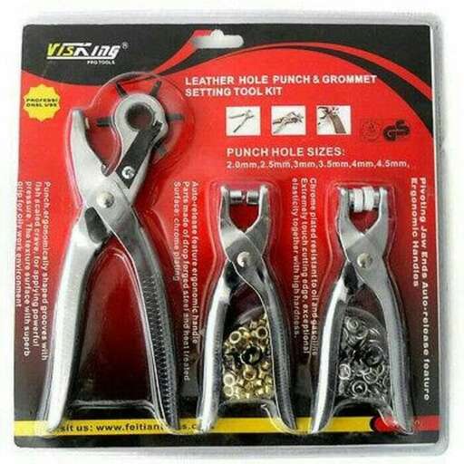 a set of scissors with a small hole in the back.