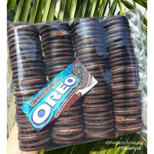 i found this in a bag of chocolate rolls. i'm not sure what it is, but i'm pretty sure it's a good idea.