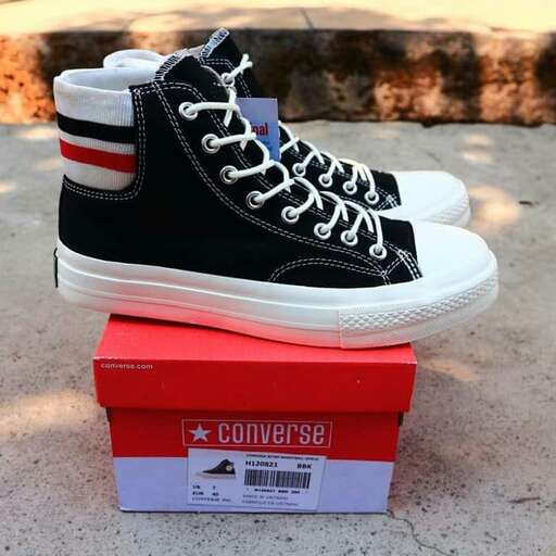 i'm not sure if i have a pair of shoes.