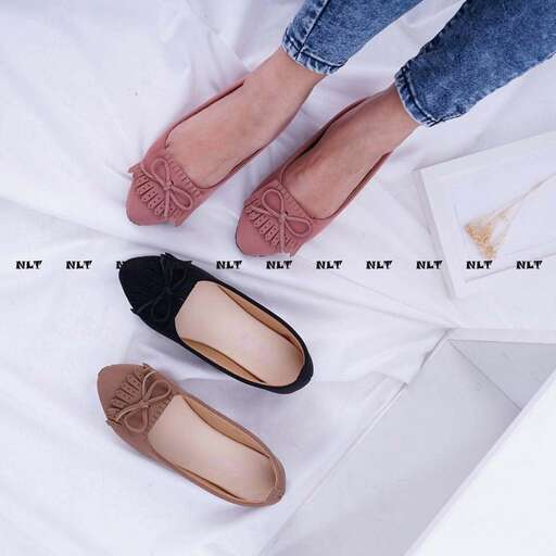 i'm not sure what shoes are but i'm not sure if i'm not a girl.