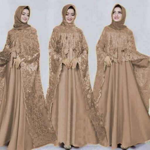 the brides in the traditional dress