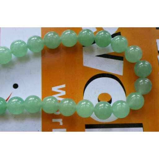 bracelets that are made of plastic beads