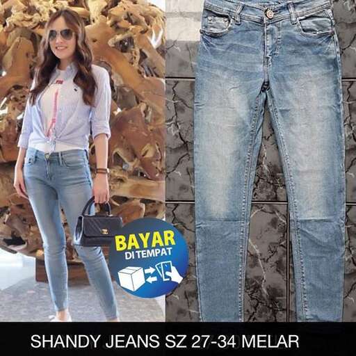 a fashion look featuring jeans.
