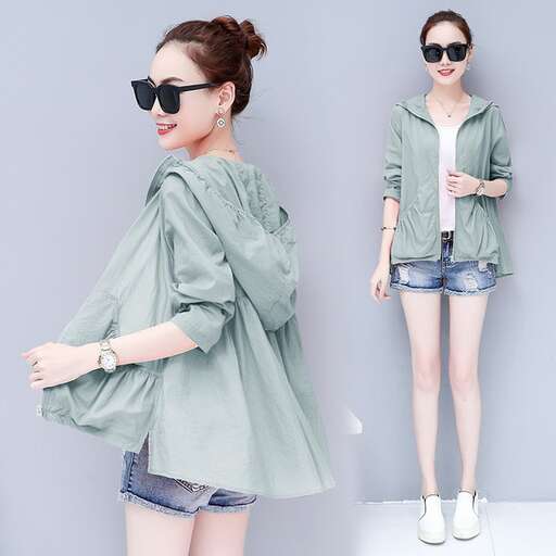 i love this shirt and shorts.