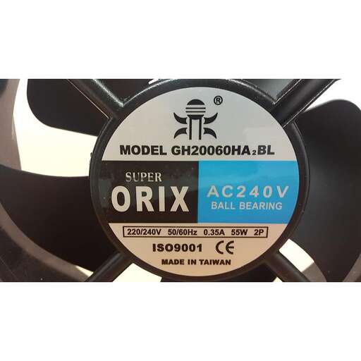 the front of the car is shown in a photo.