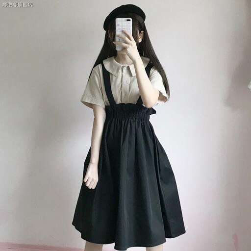 i love the simplicity of this skirt.
