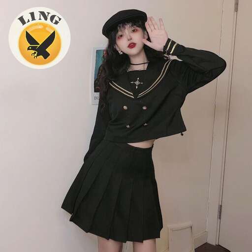 person is a fashion model and actress.