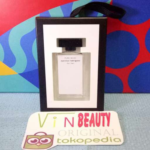 perfume bottle in a box