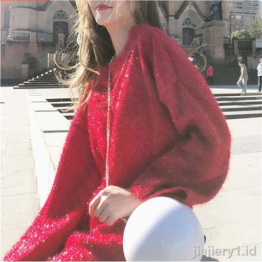 girl in red