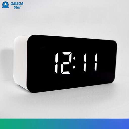 a digital clock shows the time as 4 : 00