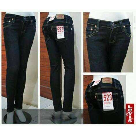 jeans worn by actor in the movie