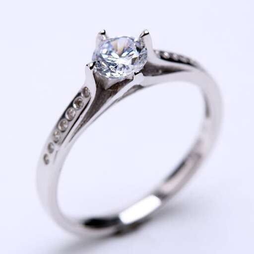 a diamond ring with a diamond