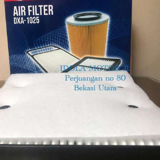 a box of tissues with a lid on it.