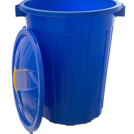 blue plastic bucket - a great idea for a blue color scheme.