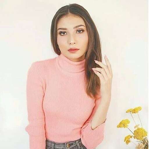 i love the color of this sweater.