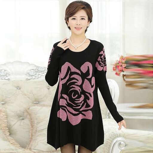women's short sleeved dress in pink with a black and pink design