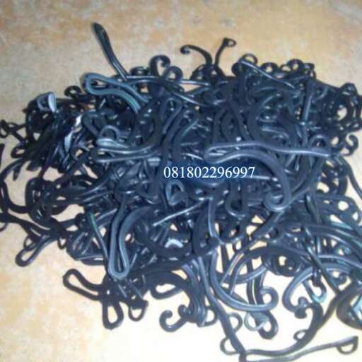 this is a pile of chains.