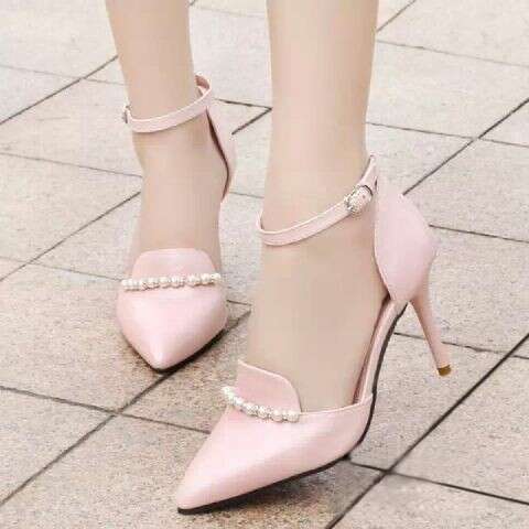 these shoes are so cute!