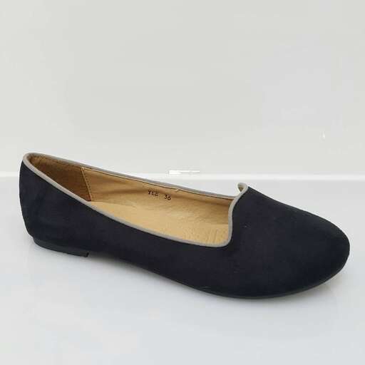 a pair of black flat shoes