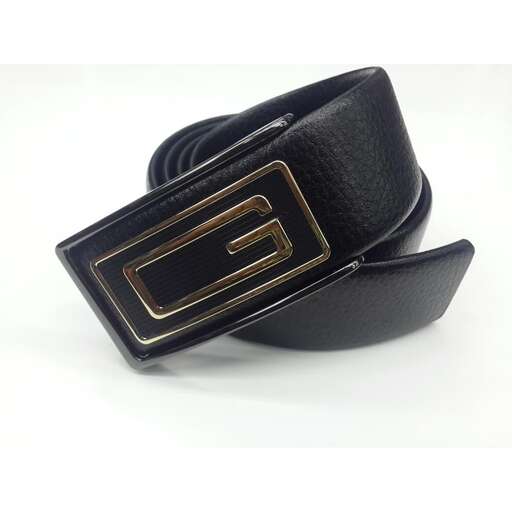 leather belt in black leather with a square buckle