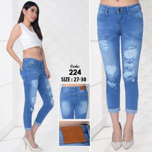 jeans with a crop top