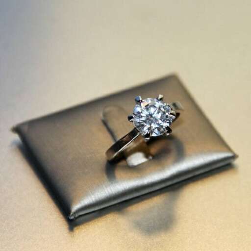 a ring that has a diamond in it.