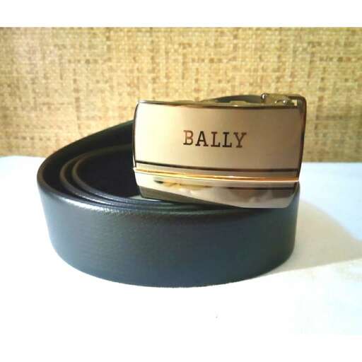 a belt with a belt and a belt.