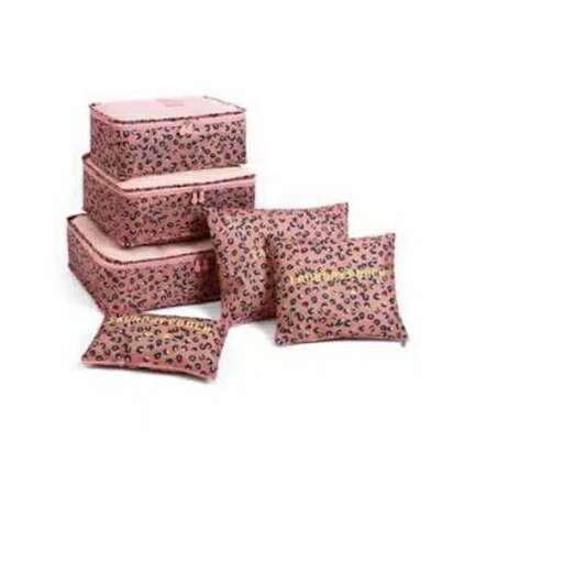 i love the pink and blue with the pink pillow.