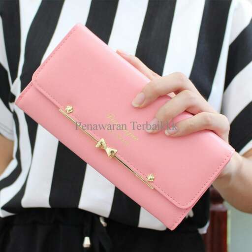 pink wallet with a gold clasp