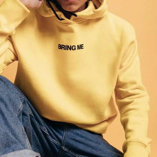 i'm in love with this hoodie.