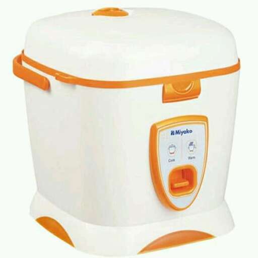 a crock pot for the kitchen
