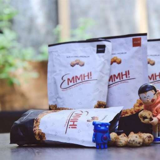 a bag of food and a bag of cookies