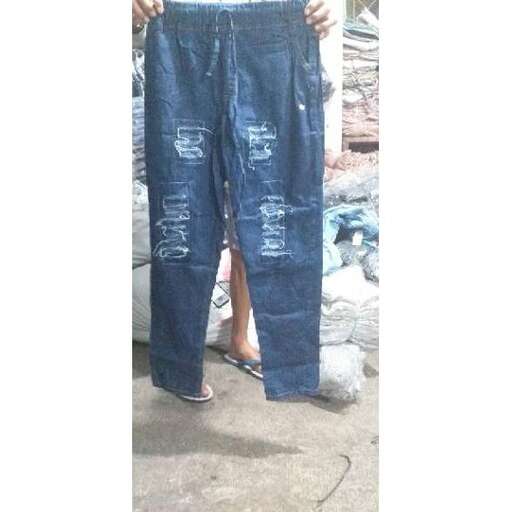 jeans worn by a man