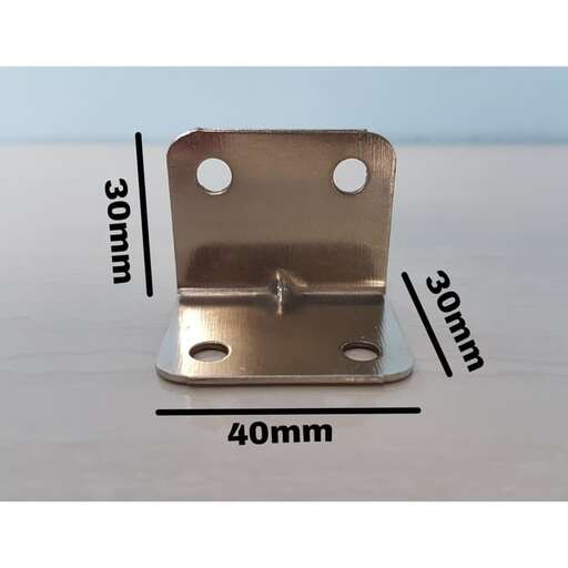 the back of the metal piece is made of metal.