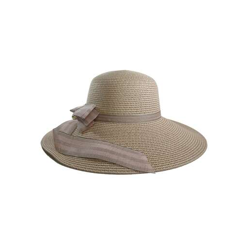 a wide brimmed hat for a beach wedding