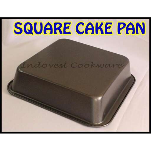 a cake plate in a box