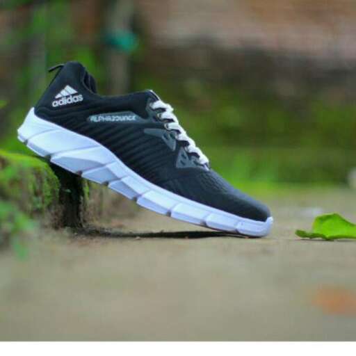 the new running shoes that are now available in black