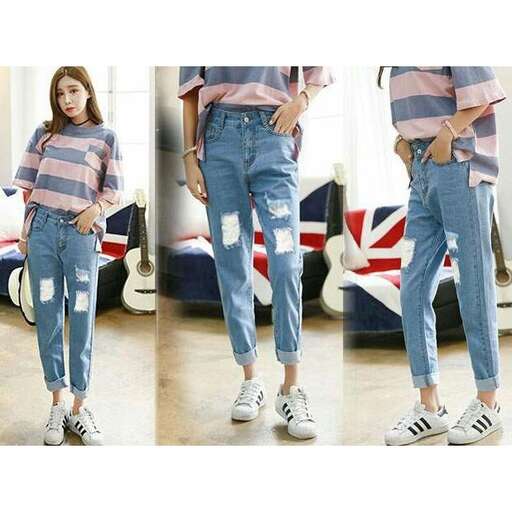 a fashion look featuring jeans.