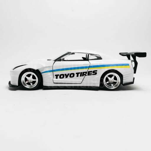 the car is a sports car that can be used to drive.