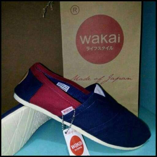 i love the color of these shoes.