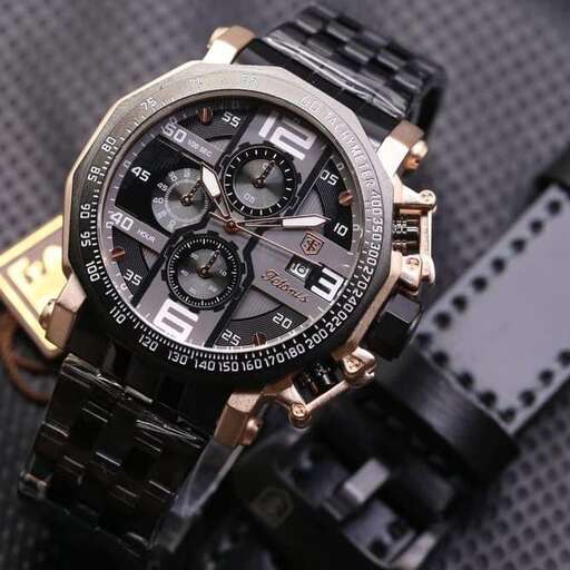 a watch that was designed for business.