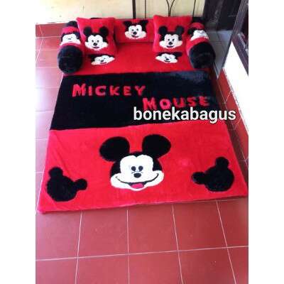 a bed with a panda and pandas bed