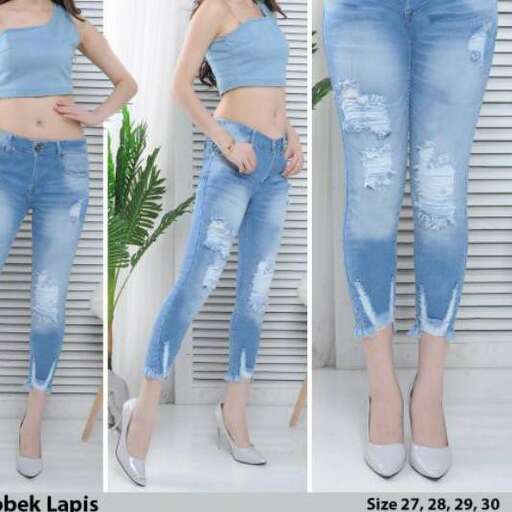 jeans with a high waist