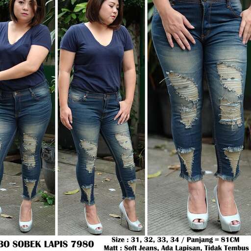 i love the cut of the jeans.