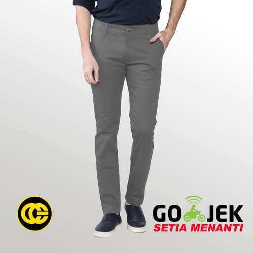 men's casual trousers with a t - shirt