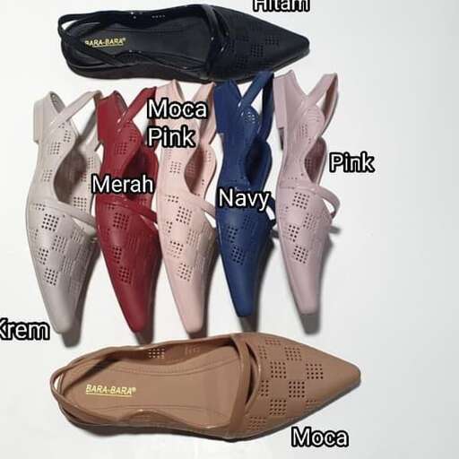 a picture of a shoe and a bag.