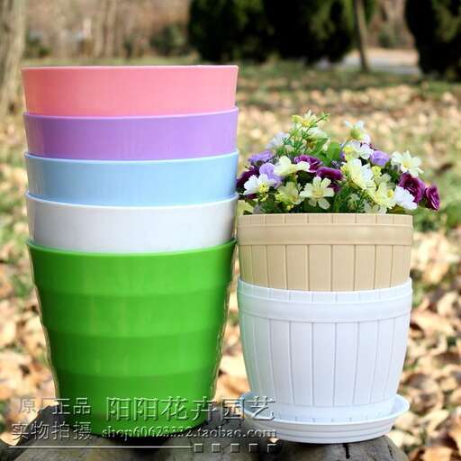 flower pots in the fall