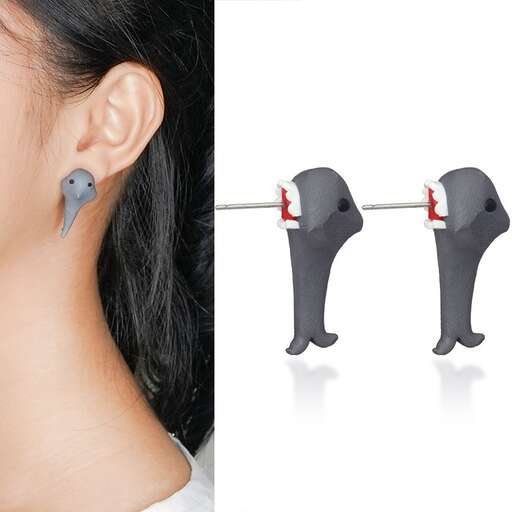 a pair of earrings with a pull - out neck.