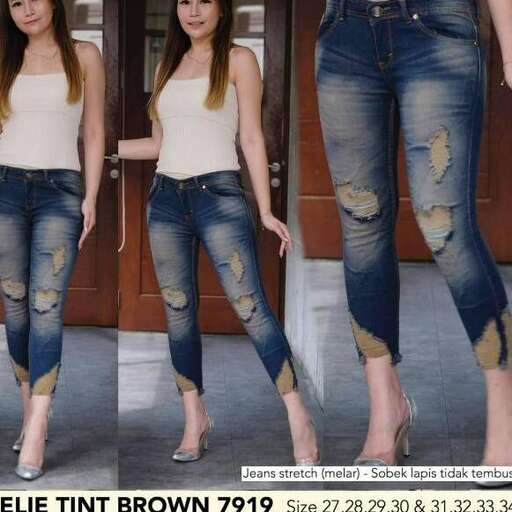 i'm not sure what these jeans are but they are really cute.